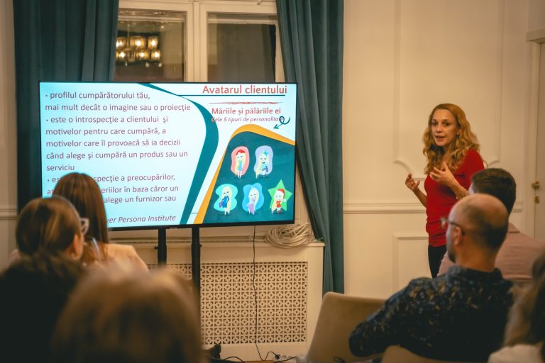 De ce cursurile personalizate pentru companii contează mai mult ca oricând în era AI