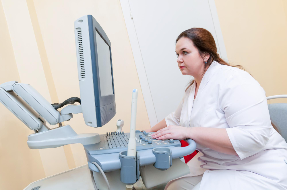 Trebuie sa fii pe nemancate pentru ecografia mamara?